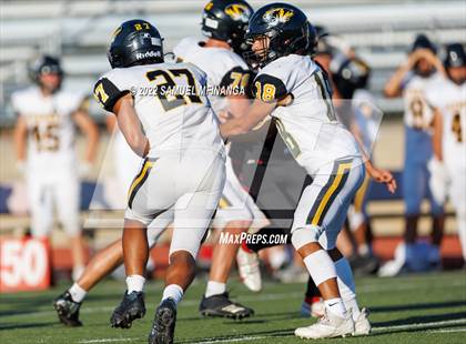 Thumbnail 3 in Fremont vs Lincoln High photogallery.