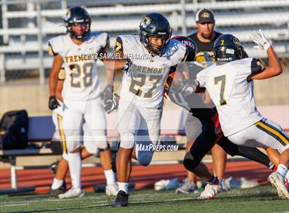 Thumbnail 1 in Fremont vs Lincoln High photogallery.