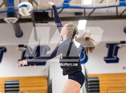 Thumbnail 1 in Lakewood @ Columbine photogallery.