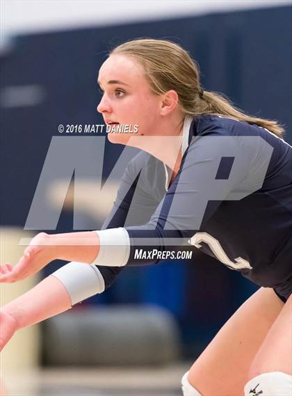 Thumbnail 1 in Lakewood @ Columbine photogallery.