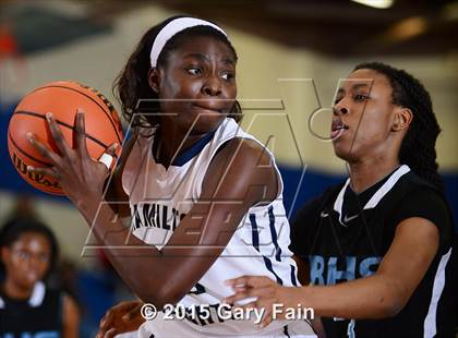 Thumbnail 2 in Hamilton Heights Christian Academy vs Brainerd photogallery.