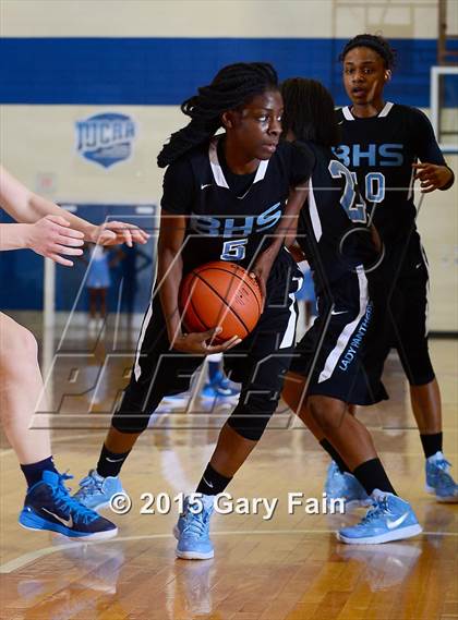 Thumbnail 3 in Hamilton Heights Christian Academy vs Brainerd photogallery.