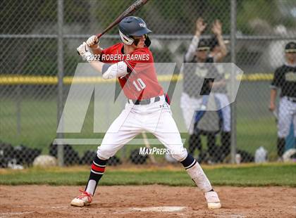 Thumbnail 3 in Holy Ghost Prep vs. Neumann-Goretti photogallery.