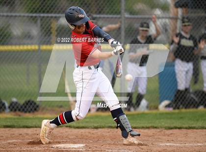 Thumbnail 2 in Holy Ghost Prep vs. Neumann-Goretti photogallery.