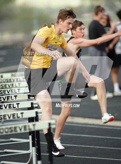 Thumbnail 3 in Randall Hess Invitational photogallery.