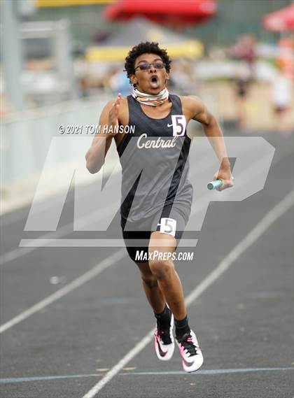 Thumbnail 3 in Randall Hess Invitational photogallery.
