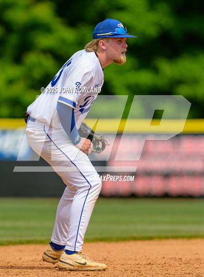 Thumbnail 2 in Hardin County vs. White House (AAA Sectional) photogallery.