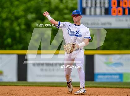 Thumbnail 3 in Hardin County vs. White House (AAA Sectional) photogallery.