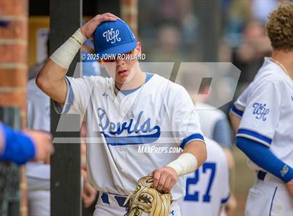 Thumbnail 2 in Hardin County vs. White House (AAA Sectional) photogallery.