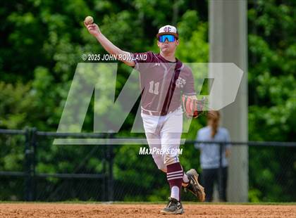 Thumbnail 3 in Hardin County vs. White House (AAA Sectional) photogallery.