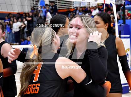 Thumbnail 1 in Vacaville vs. Christian Brothers (CIF SJS D2 Final) photogallery.