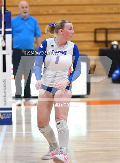 Thumbnail 3 in Vacaville vs. Christian Brothers (CIF SJS D2 Final) photogallery.
