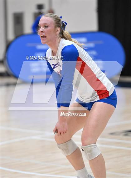 Thumbnail 3 in Vacaville vs. Christian Brothers (CIF SJS D2 Final) photogallery.