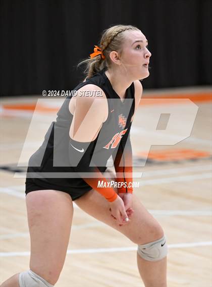 Thumbnail 2 in Vacaville vs. Christian Brothers (CIF SJS D2 Final) photogallery.