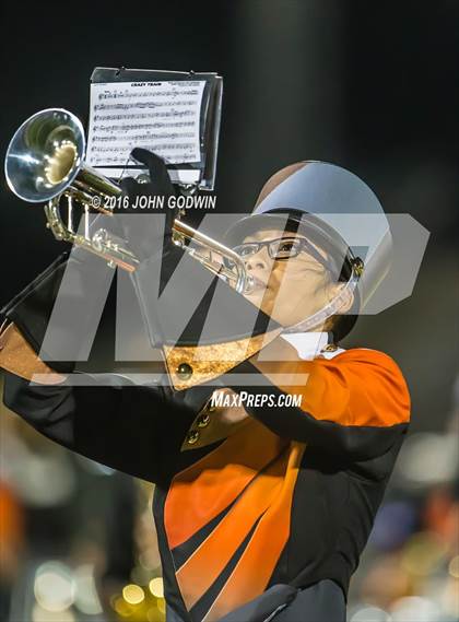 Thumbnail 3 in Friendswood vs. La Porte photogallery.