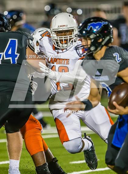 Thumbnail 2 in Friendswood vs. La Porte photogallery.