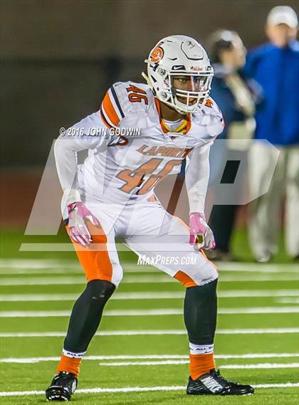 Thumbnail 2 in Friendswood vs. La Porte photogallery.