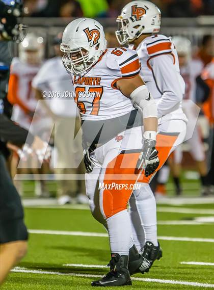 Thumbnail 3 in Friendswood vs. La Porte photogallery.