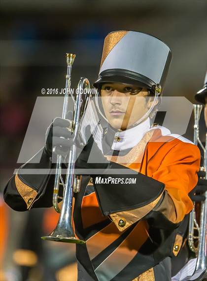 Thumbnail 1 in Friendswood vs. La Porte photogallery.