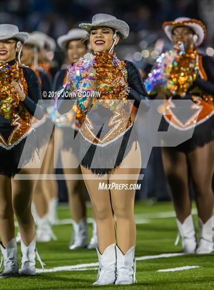 Thumbnail 2 in Friendswood vs. La Porte photogallery.