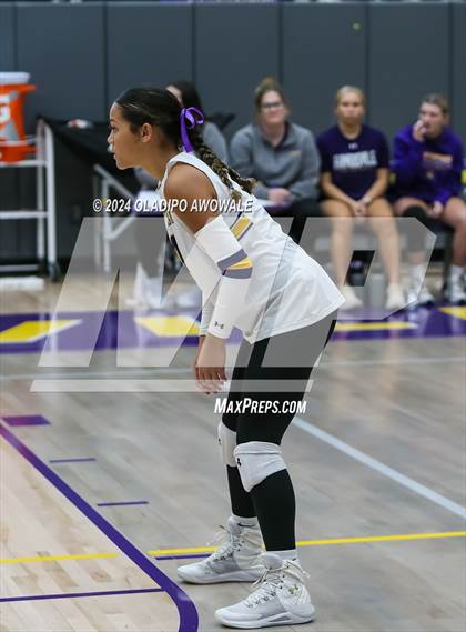 Thumbnail 3 in Kaufman vs. Farmersville photogallery.