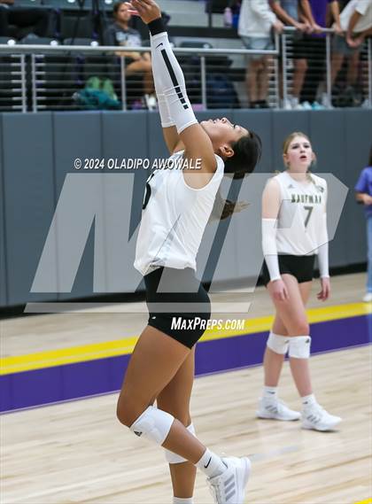 Thumbnail 2 in Kaufman vs. Farmersville photogallery.