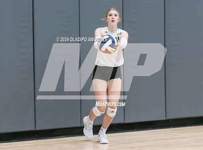 Thumbnail 2 in Kaufman vs. Farmersville photogallery.