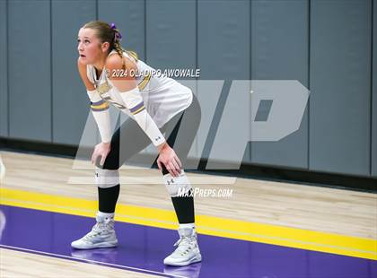 Thumbnail 2 in Kaufman vs. Farmersville photogallery.