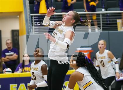 Thumbnail 1 in Kaufman vs. Farmersville photogallery.