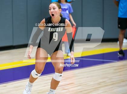 Thumbnail 3 in Kaufman vs. Farmersville photogallery.