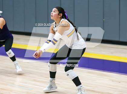 Thumbnail 2 in Kaufman vs. Farmersville photogallery.