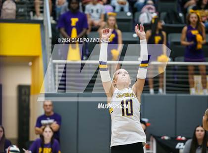 Thumbnail 1 in Kaufman vs. Farmersville photogallery.