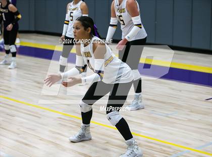 Thumbnail 1 in Kaufman vs. Farmersville photogallery.