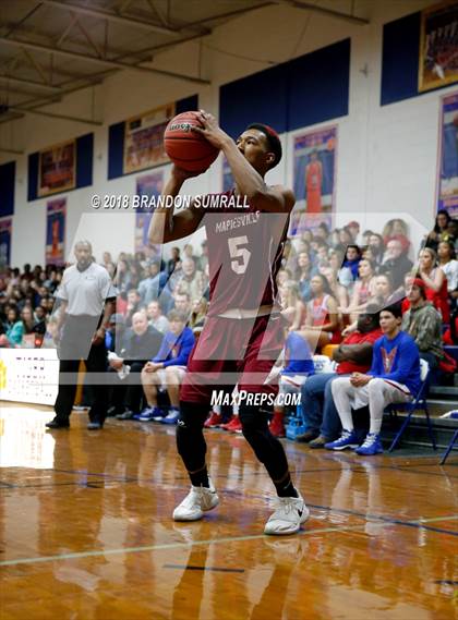 Thumbnail 3 in Maplesville vs Verbena (Chilton County Tournament) photogallery.
