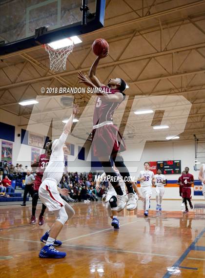 Thumbnail 2 in Maplesville vs Verbena (Chilton County Tournament) photogallery.