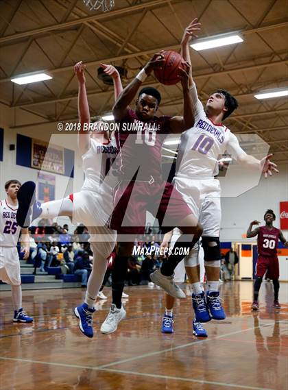 Thumbnail 2 in Maplesville vs Verbena (Chilton County Tournament) photogallery.