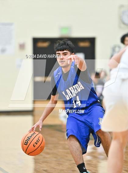 Thumbnail 3 in Alameda vs D'Evelyn photogallery.