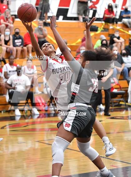 Thumbnail 2 in Mater Dei @ Centennial (CIF SS Open DIV Championship Final) photogallery.