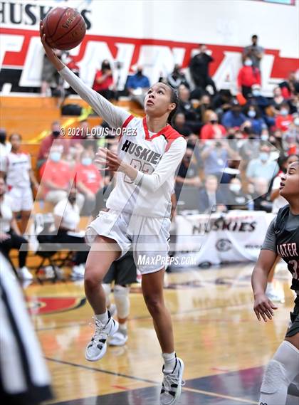 Thumbnail 1 in Mater Dei @ Centennial (CIF SS Open DIV Championship Final) photogallery.