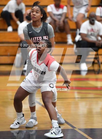 Thumbnail 1 in Mater Dei @ Centennial (CIF SS Open DIV Championship Final) photogallery.