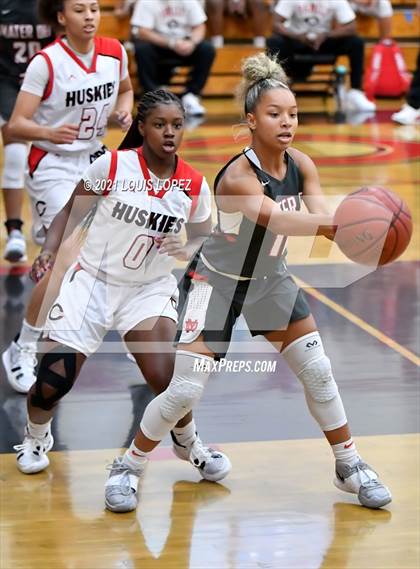 Thumbnail 2 in Mater Dei @ Centennial (CIF SS Open DIV Championship Final) photogallery.