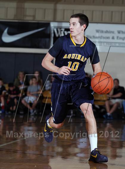 Thumbnail 2 in Bishop Verot vs. St. Thomas Aquinas (City of Palms Classic) photogallery.