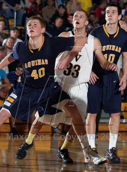 Thumbnail 2 in Bishop Verot vs. St. Thomas Aquinas (City of Palms Classic) photogallery.