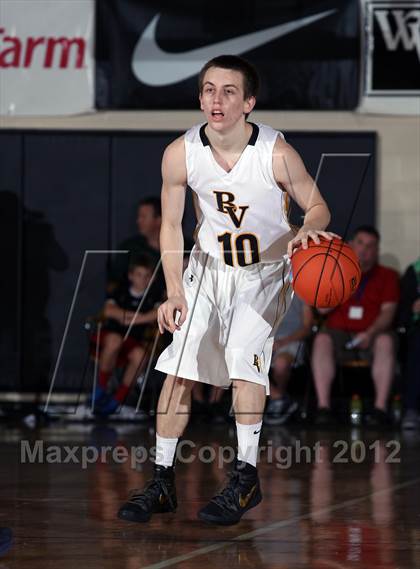 Thumbnail 2 in Bishop Verot vs. St. Thomas Aquinas (City of Palms Classic) photogallery.