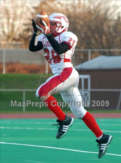 Thumbnail 2 in Liberty vs. Ellenville (Section 9 Class C Final) photogallery.