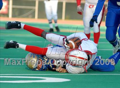 Thumbnail 2 in Liberty vs. Ellenville (Section 9 Class C Final) photogallery.