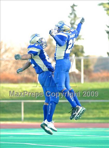 Thumbnail 3 in Liberty vs. Ellenville (Section 9 Class C Final) photogallery.