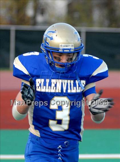 Thumbnail 2 in Liberty vs. Ellenville (Section 9 Class C Final) photogallery.