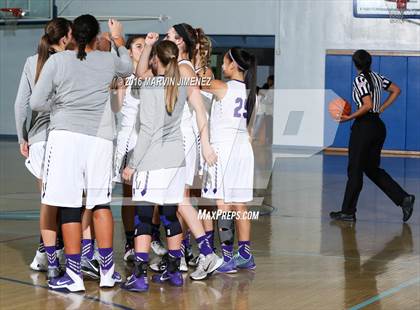 Thumbnail 1 in Alemany vs. Valencia photogallery.