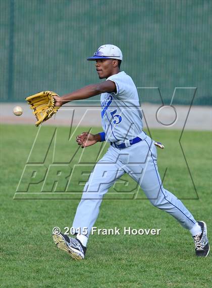 Thumbnail 1 in Triton vs. Clayton (Johnston County Easter Invitational) photogallery.
